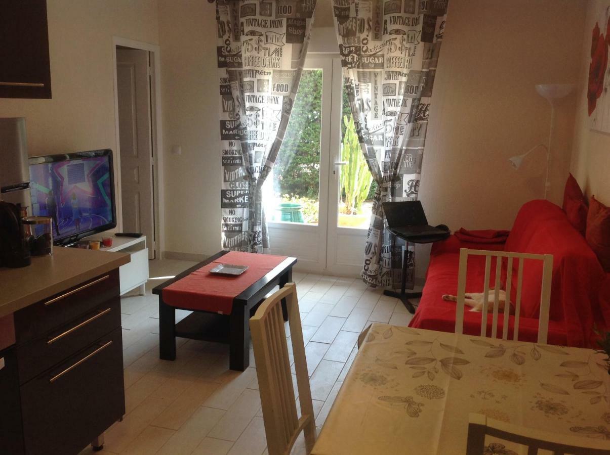 Rez De Villa Pebrier Fréjus 外观 照片