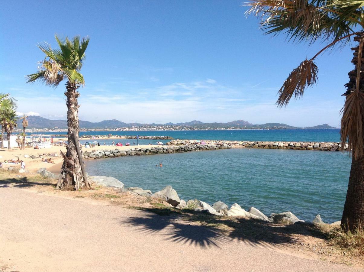 Rez De Villa Pebrier Fréjus 外观 照片